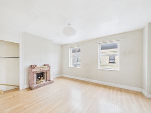 Lounge- click for photo gallery